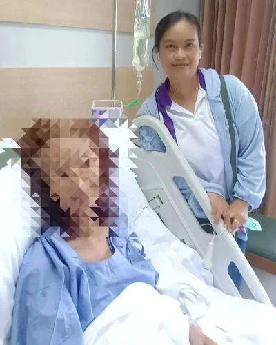 ผู้ดูแลผู้สูงอายุระหว่างพักฟื้น